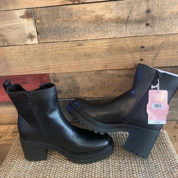 Sam & Libby Shoes - Sam & Libby Black‎ Chunky Heel Boots